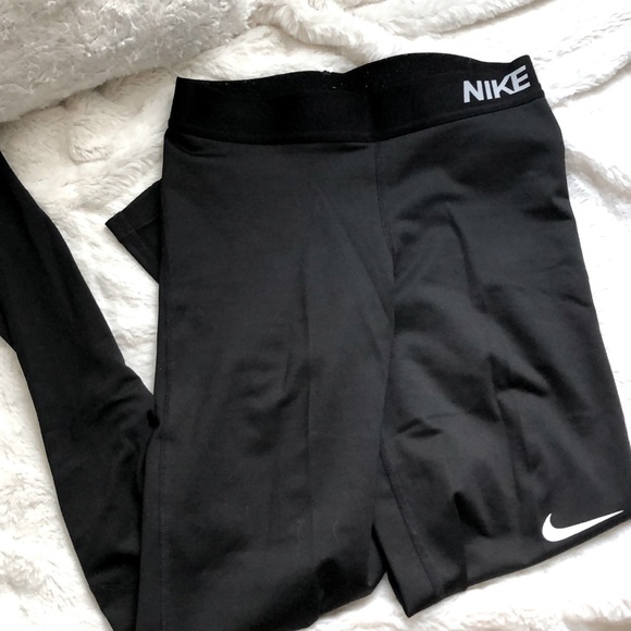 Nike Pants - Nike Pro Leggings